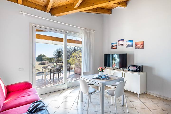 Ferienwohnung für 4 Personen, mit Seeblick und Terrasse sowie Garten, kinderfreundlich in Manerba del Garda - 2
