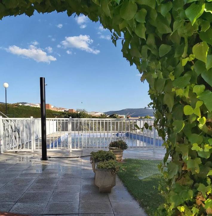 Casa rural para 15 personas, con Balcón y Terraza además de Jardín y Piscina en Hontanar - 2