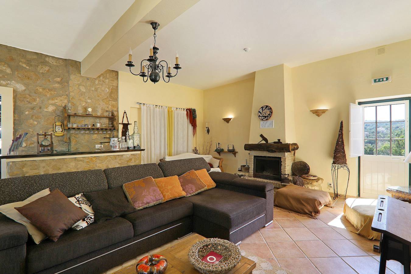 Casa de Campo "Quinta Matias" com vista para a montanha, piscina e Wi-Fi in Boliqueime, Distrito de Faro