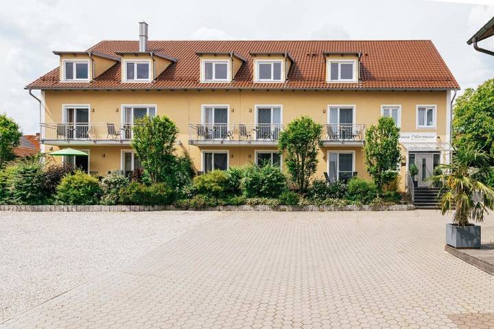Maison d’hôte pour 3 personnes, avec Balcon et Terrasse ainsi que Jardin et Vue à Altdorf (Landshut)