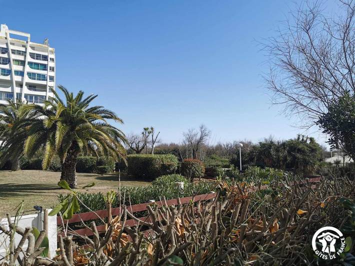Gîte pour 2 personnes, avec terrasse et jardin dans Plage du Grand-Travers - 2