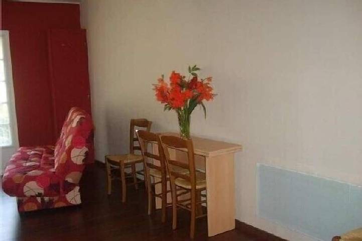 Apartamento entero, Apartamento encantador y tranquilo en Villa con jardín in Cambo-les-Bains, Region de Bayona