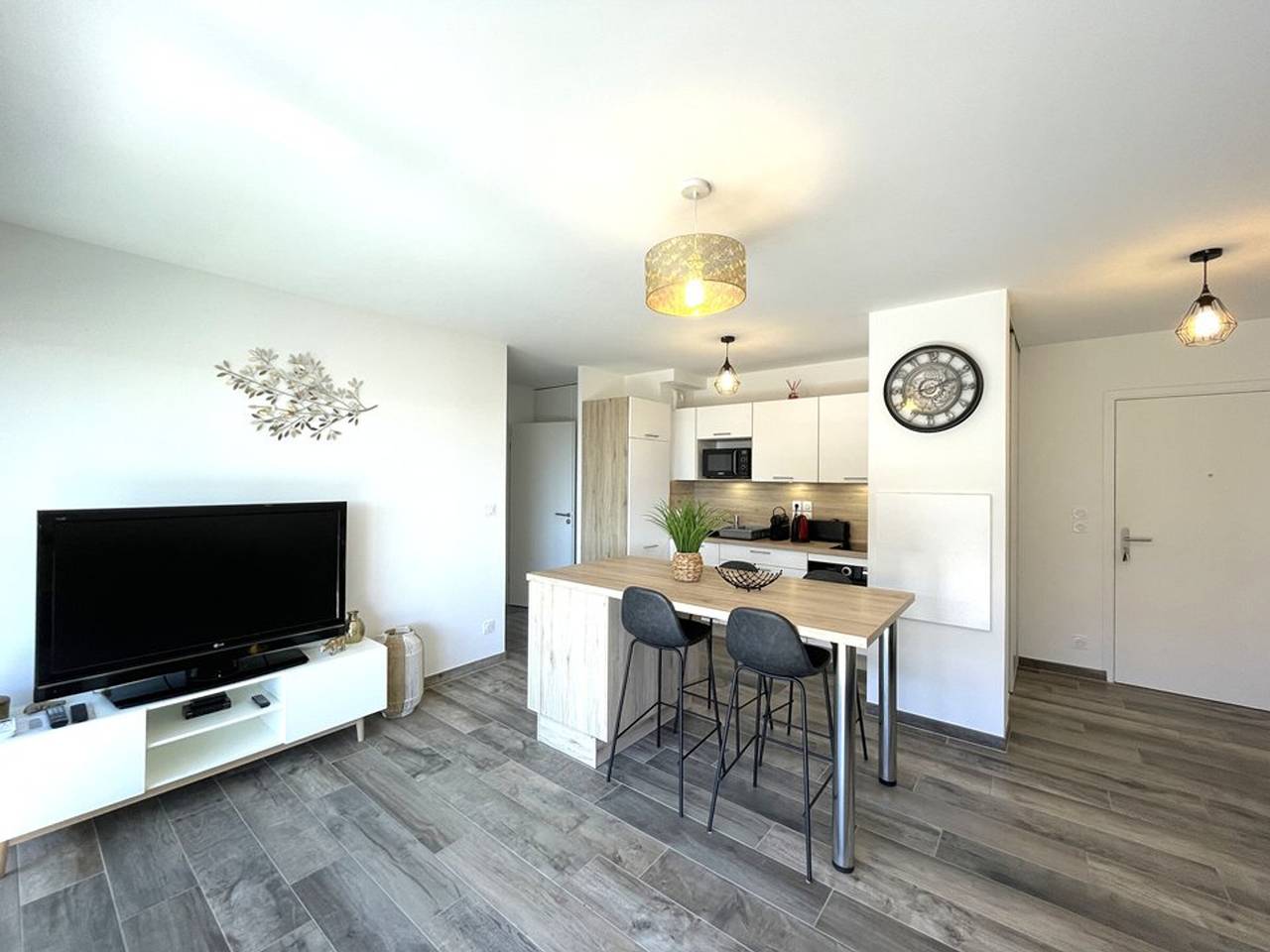 Entire apartment, Modern T2 apartment for 4 near the beach with parking in Vieux-Boucau in Vieux-Boucau-les-Bains, Dax region