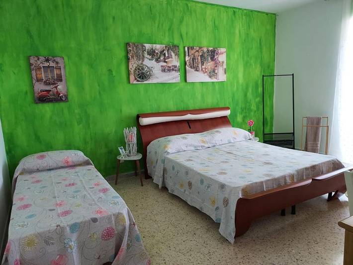 Appartamento per 3 persone, con balcone, adatto a famiglie con bambini in Bisceglie