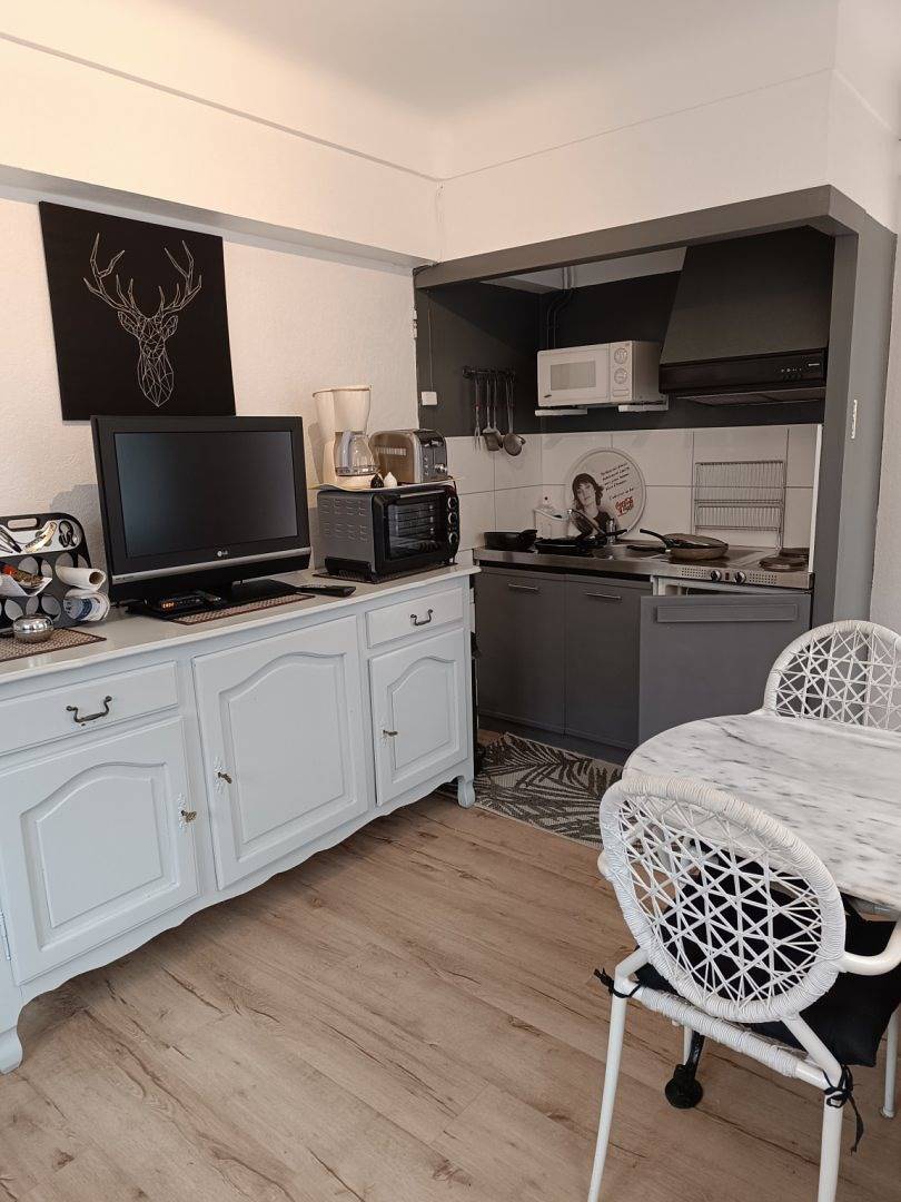 Appartement entier, T2 centre village, balcon in Luz-Saint-Sauveur, Parc national des Pyrénées