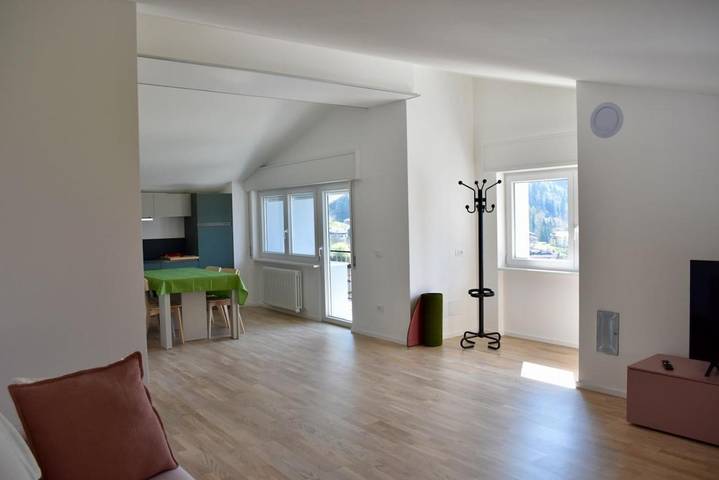 Gîte pour 4 personnes, avec vue et terrasse à Arta Terme - 3