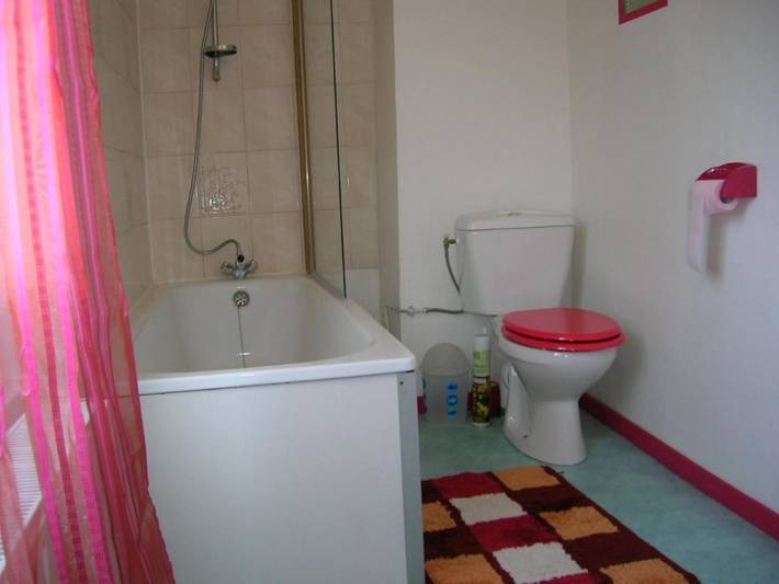 Location de vacances pour 6 personnes, avec jardin, adapté aux familles à Sotteville-lès-Rouen - 3