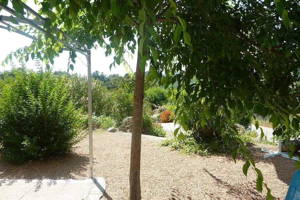 Gite Climatise Pres Des Plages . in Sollacaro, Arrondissement de Sartène