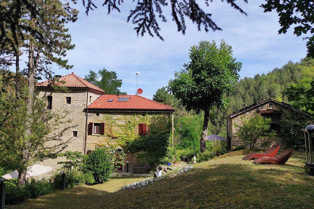 Maison-tour romantique avec piscine (Ravenne, Bologne, Florence) in Casola Valsenio, Province de Ravenne