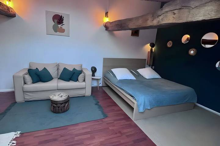 Location de vacances pour 4 personnes, avec jardin dans Senozan - 3