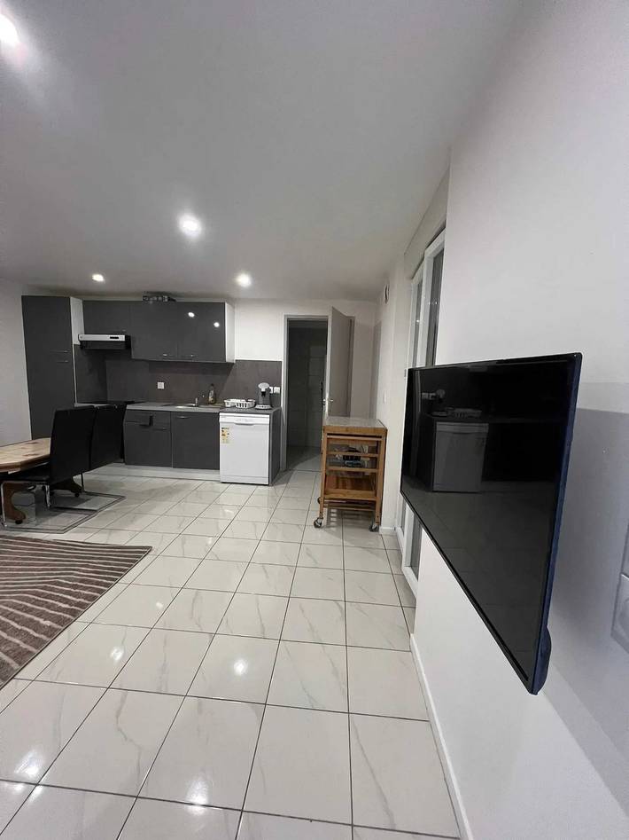Appartement de vacances pour 5 personnes, avec terrasse et jardin