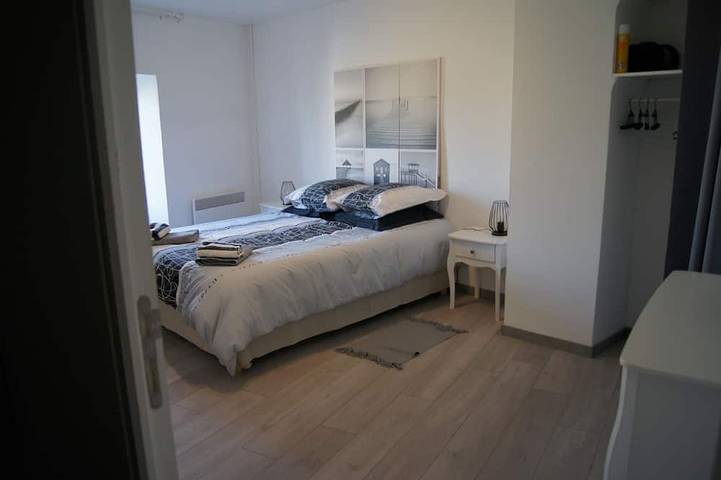 Location de vacances pour 6 personnes, avec balcon ainsi que piscine et jardin, animaux acceptés à Saint-Germain - 2