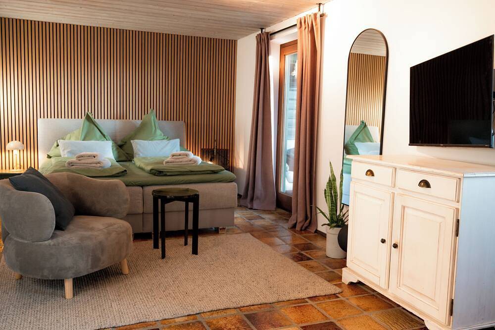 Ganze Wohnung, Apartment 3 - Calm & Cozy in Breitbrunn am Chiemsee, Chiemsee
