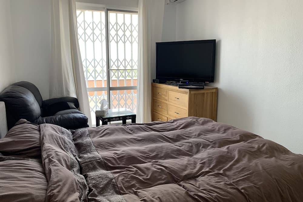 Lomas de la Juliana Algorfa Alicante (sur) Lujo 4 camas, 3 baños, piscina privada, barbacoa in Almoradí, Costa Blanca