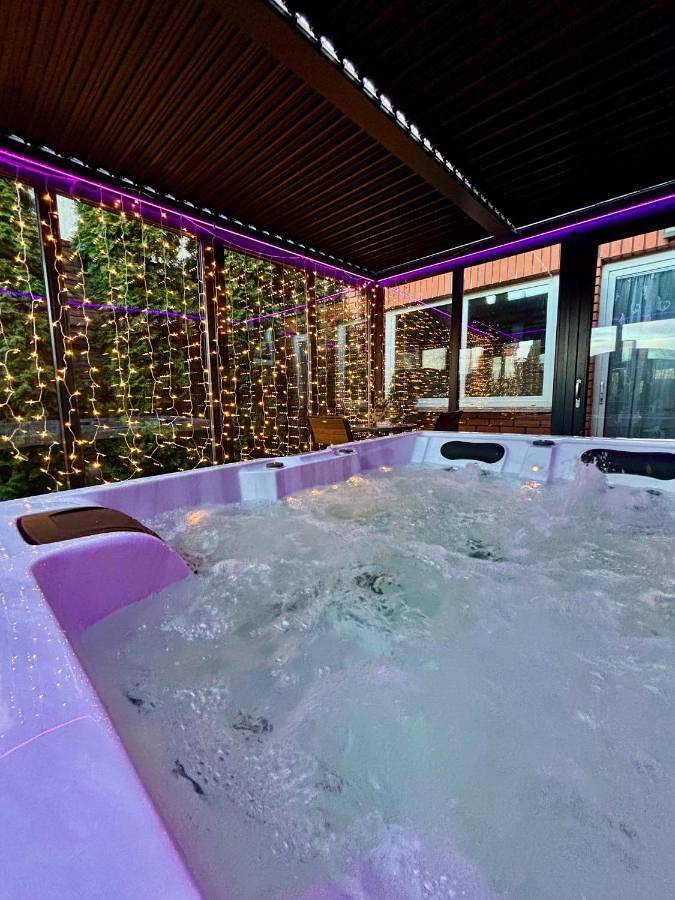 Ośrodek wypoczynkowy dla 2 osób, z Jacuzzi i Taras oraz Ogród i Widok w Polska