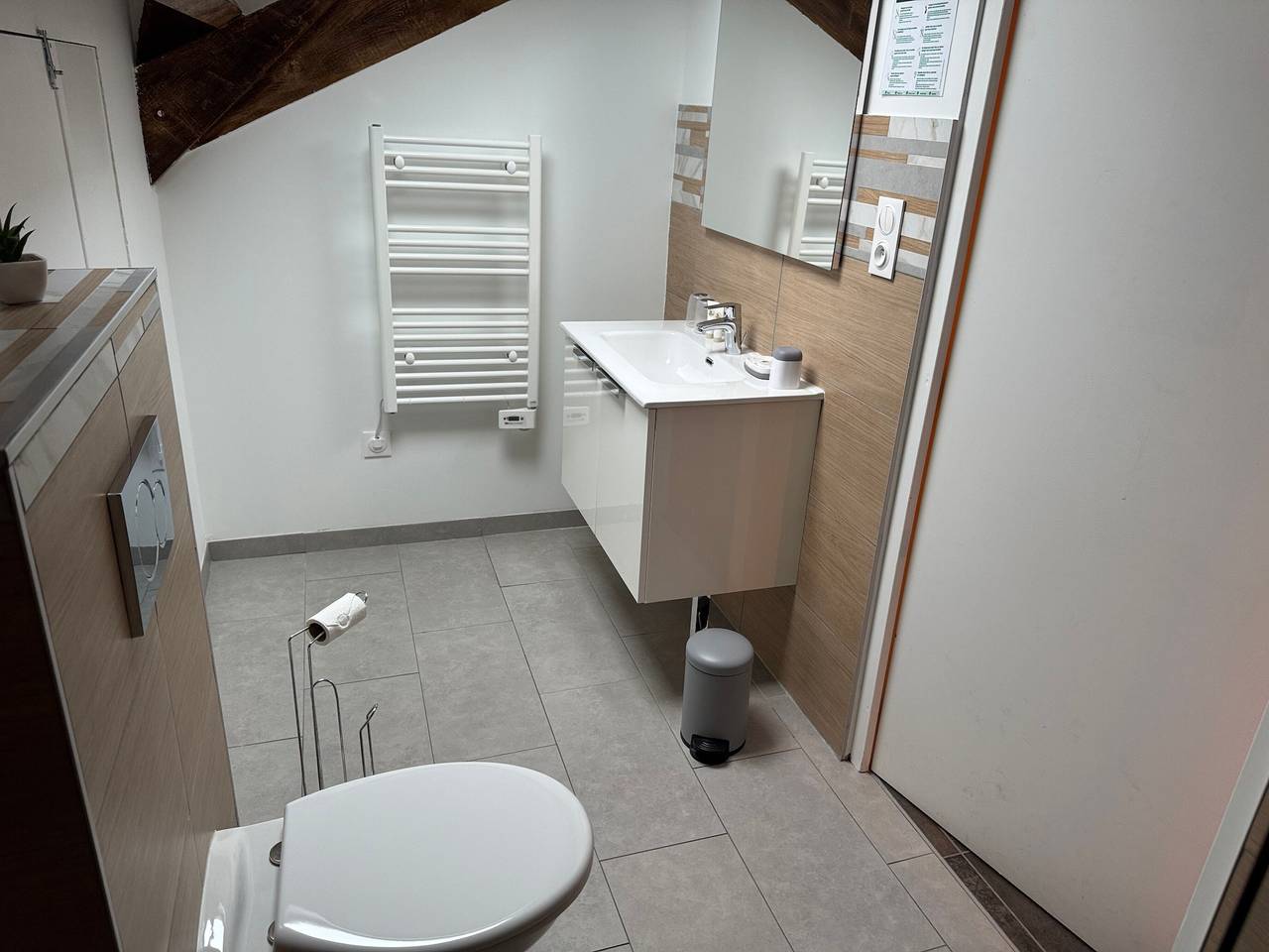 Gastenkamer “Lyon Mon Amour - St-Bonaventure” met Wi-Fi en airconditioning, foto 11