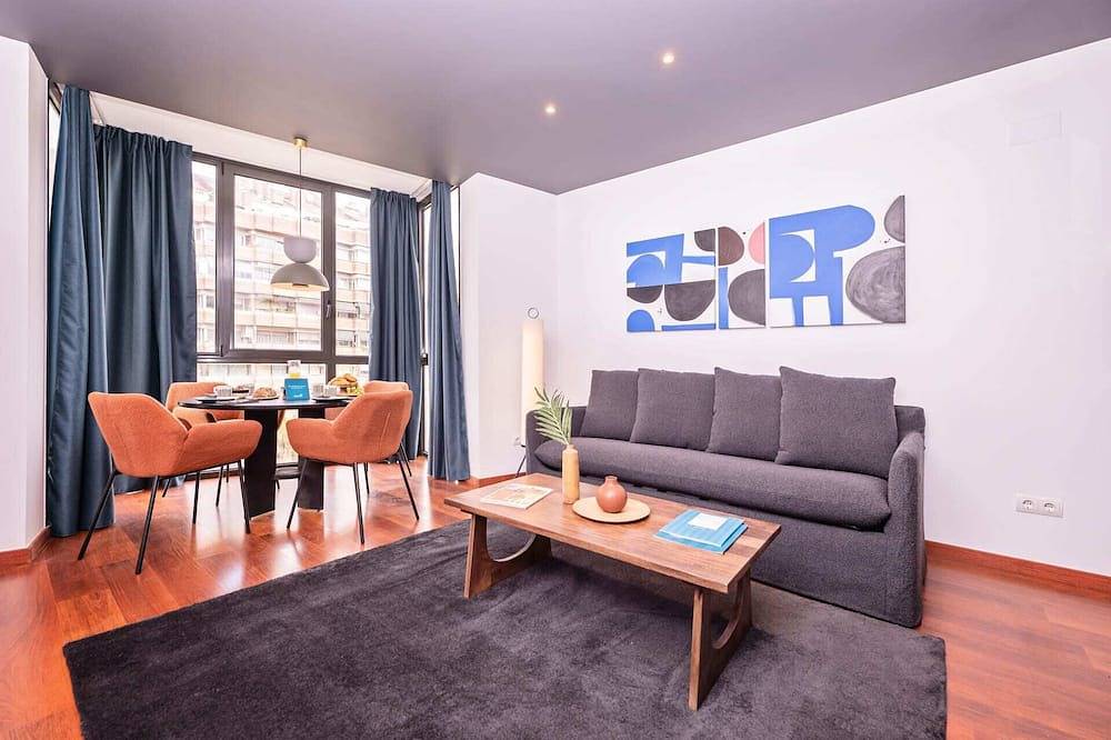 Appartamento vacanze a Barcelonès a partire da 375€ a notte