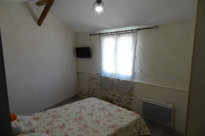 Gîte pour 4 personnes, avec jacuzzi et jardin à Bagard - 4