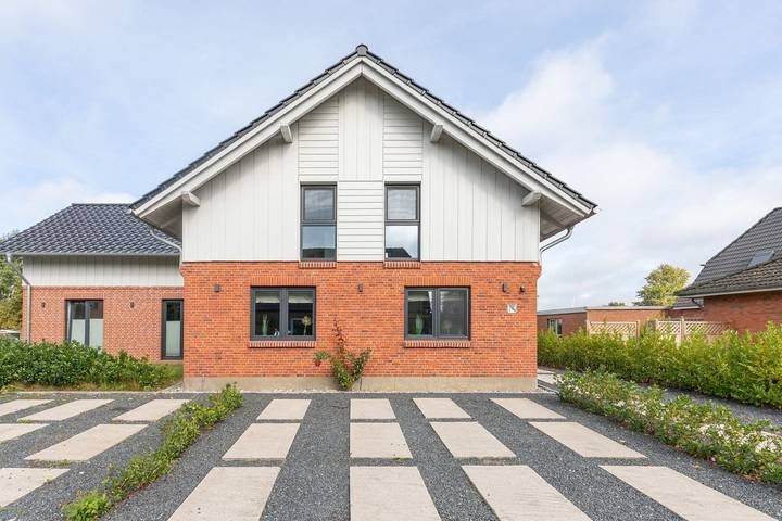 Ferienhaus für 6 Personen, mit Terrasse und Sauna sowie Garten in Husum