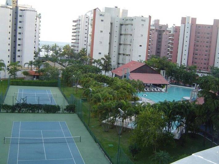Casas e apartamentos de temporada para 6 pessoas, com piscina e sauna e ainda balcão, com animais de estimação em Baixada Santista