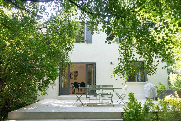 Location de vacances pour 4 personnes, avec vue sur le lac ainsi que vue et jardin dans Saint-Hilaire-Saint-Mesmin - 3