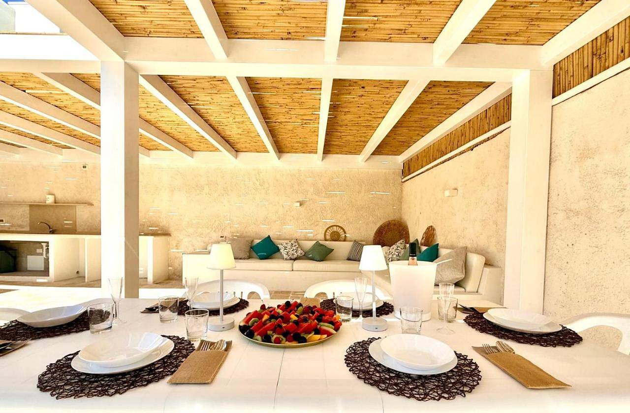 Villa Malibu' a 100 mt dalla spiaggia in Campomarino di Maruggio, Campomarino (Pouilles)