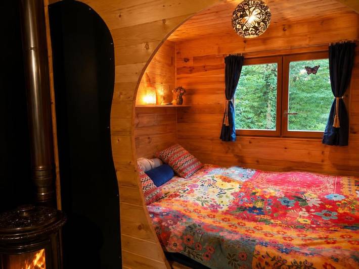 Camping pour 3 personnes, avec Terrasse ainsi que Jardin et Vue dans la Creuse - 2