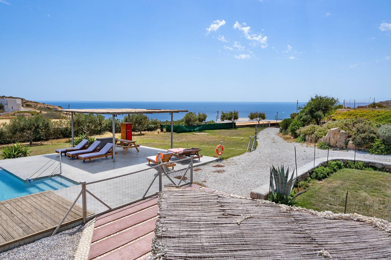 Entire apartment, Apartment 'Chili Moon' with Sea View, Wi-Fi and Air Conditioning in Milos