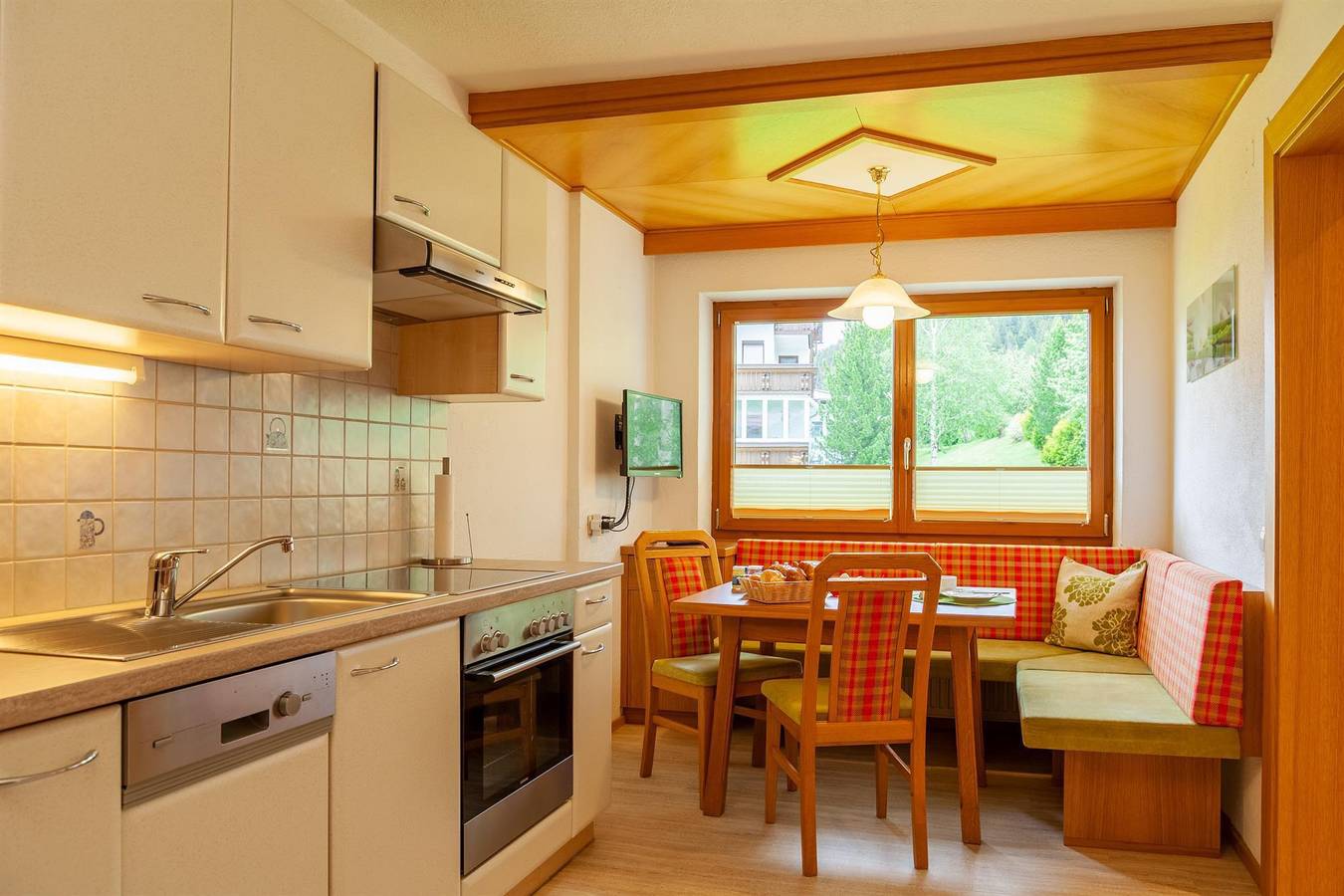 Ganze Ferienwohnung, Fw Ii-Apartment/2 Schlafräume/Bad, Wc in Galtür, Verwall