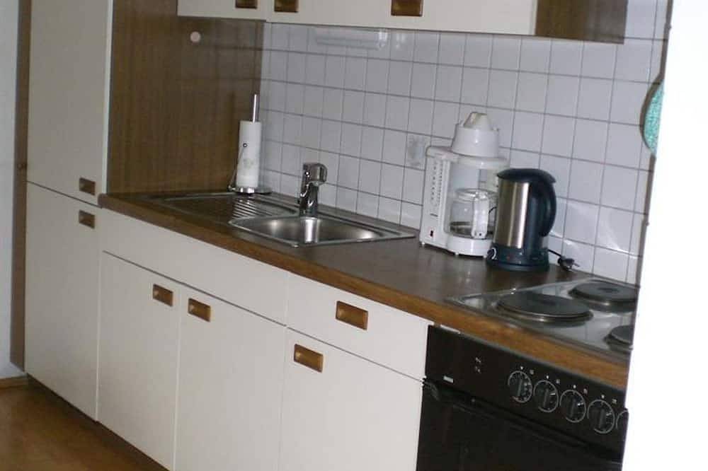 Ulrike Ritzinger - Apartment/1 Schlafraum/Bad, Wc in Zeutschach, Murau (Kreischberg)