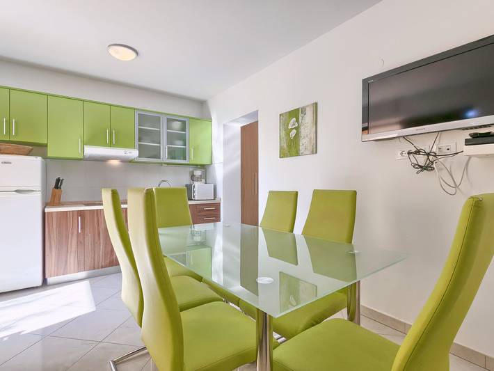 Ferienwohnung für 6 Personen, mit Terrasse und Garten in Umag und Umgebung - 4