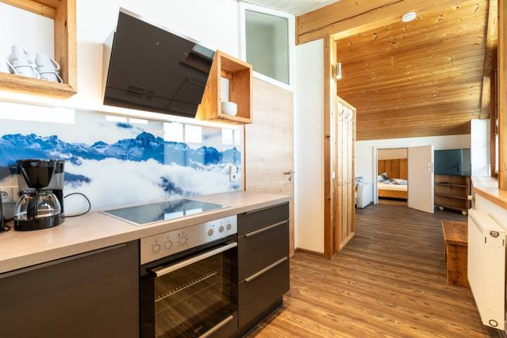 Hütte für 4 Personen, mit Balkon und Ausblick sowie Garten in Oberstdorf - 2