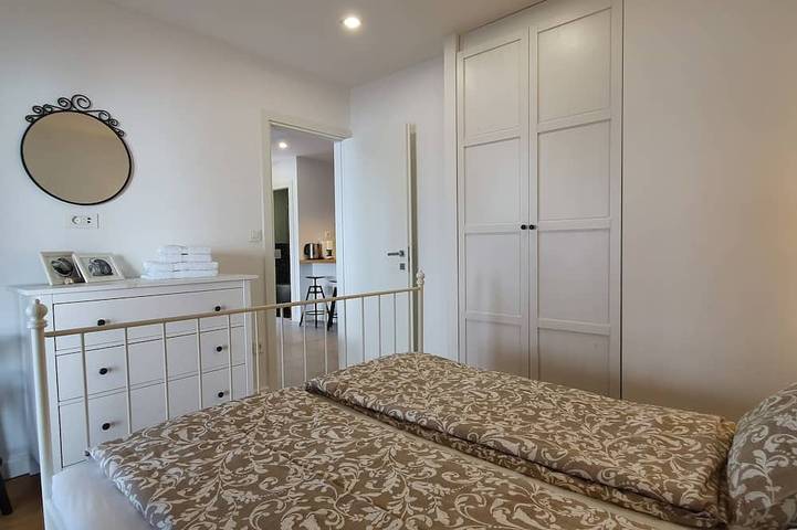 Ganze Wohnung, Beach House Villa Antares, Penthouse apt. A1 in Pisak, Omis-Riviera