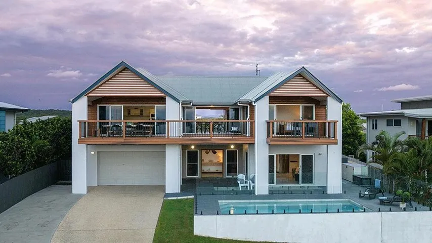 Maison de vacances pour 13 personnes, avec vue et piscine ainsi que jardin et terrasse, animaux acceptés - 1