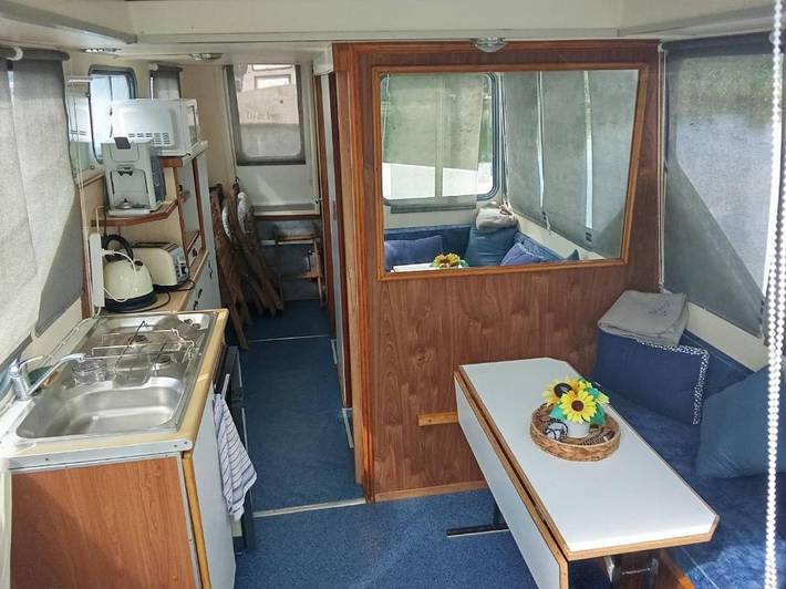 Bateau pour 4 personnes, avec vue et terrasse dans Etang de Baye - 3