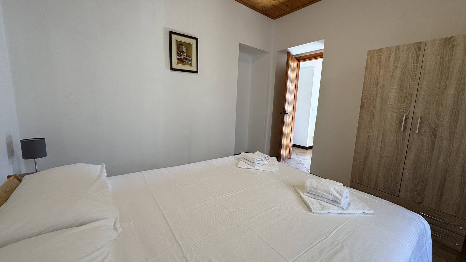 Entire apartment, Holiday apartment for 3 people with balcony in Viggiona, Trarego Viggiona