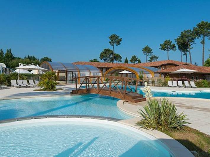 Gîte pour 4 personnes, avec piscine et terrasse à Parentis-en-Born - 2