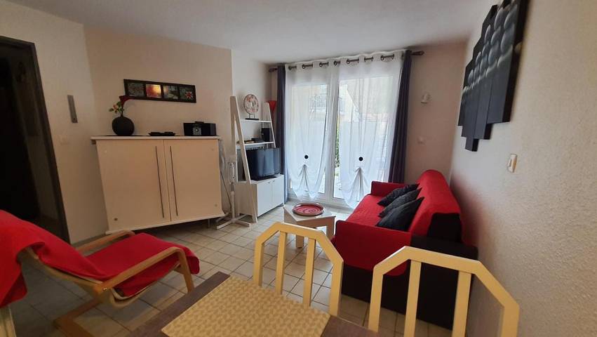 Gîte pour 4 personnes, avec piscine et vue ainsi que terrasse et jardin dans Thermes de Digne les Bains - 4