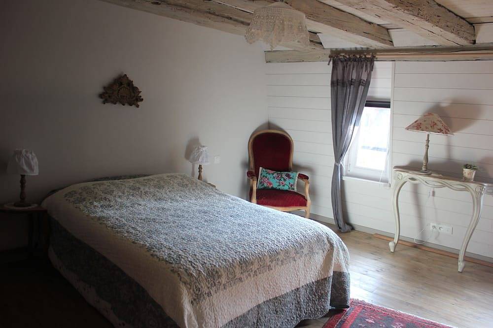 Ganze Wohnung, Charming 60 m2 guest suite in Kaysersberg (Bed&Breakfast formula) in Kaysersberg, Regionaler Naturpark Belchen der Vogesen