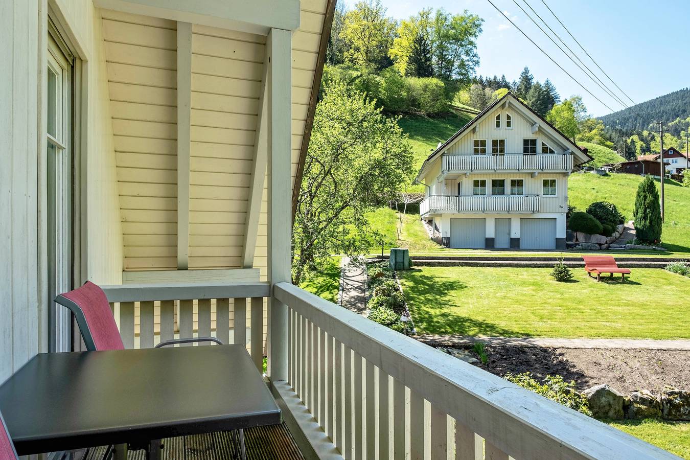 Apartamento entero, Apartamento '2, 45qm' con vistas a la montaña, terraza compartida y Wi-Fi in Oberwolfach, Selva Negra Central