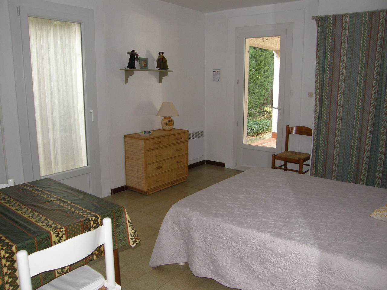 Entire apartment, Apartment 'Appt Saint Remy De Provence' with Private Terrace and Wi-Fi in Saint-Étienne, Loire