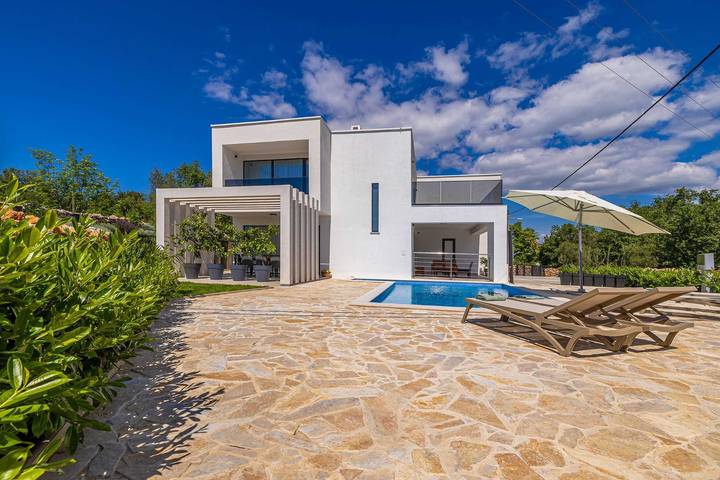 Villa für 10 Personen, mit Garten und Pool auf Krk - 4