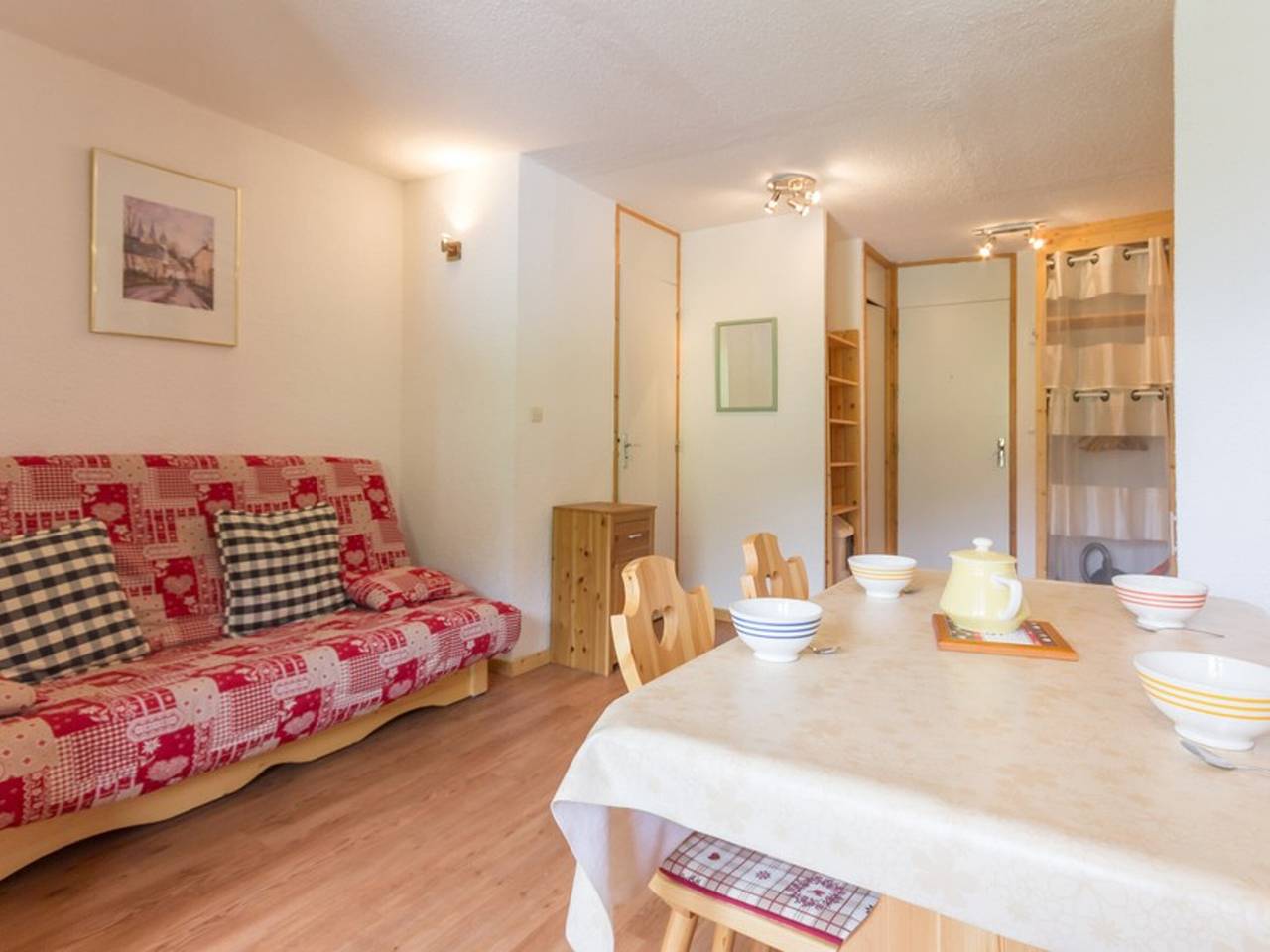 Estudio entero, Estudio renovado cerca de las pistas con balcón in La Plagne, Bellentre