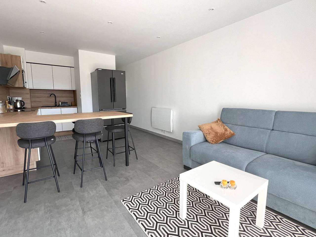 Apartamento entero, Escapada cerca de la playa en un apartamento renovado con terraza in Le Pouliguen, Côte de Jade