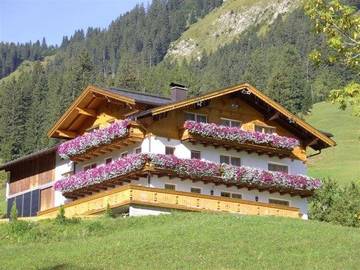 Ferienwohnung für 4 Personen, mit Terrasse im Lechtal
