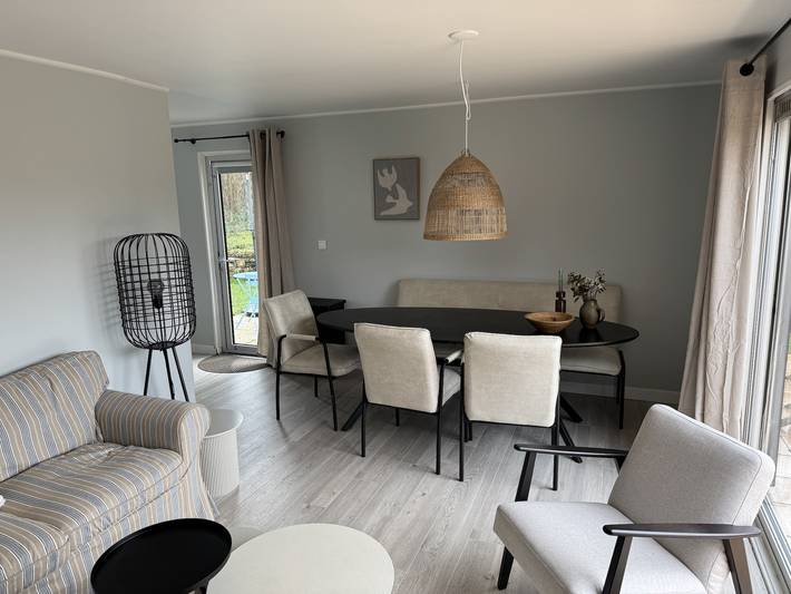 Gîte pour 6 personnes, avec Piscine à Écuras - 4