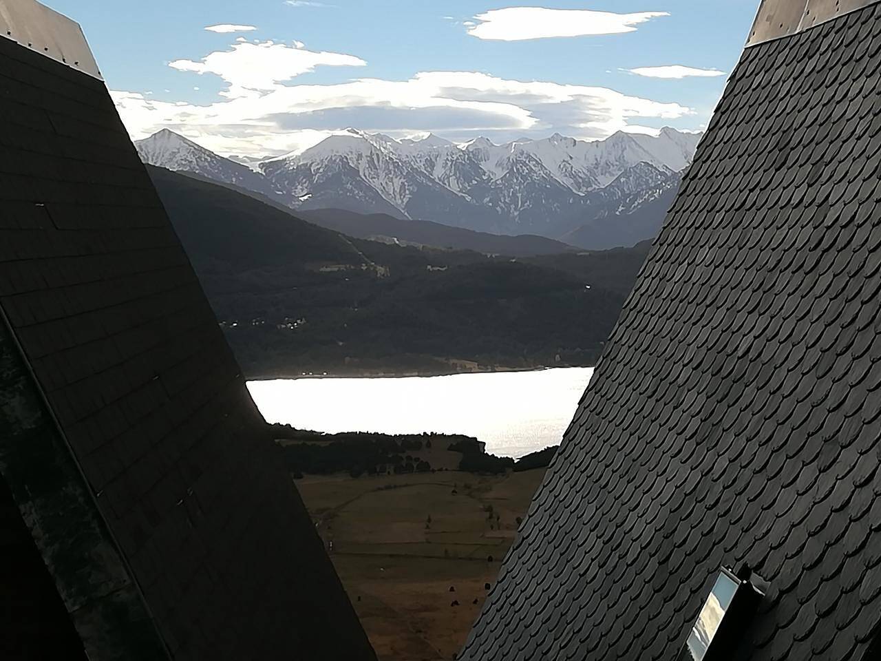 Chalet 'Les Angles' with Lake View, Private Terrace and Garden in Les Angles, Parc naturel régional des Pyrénées catalanes