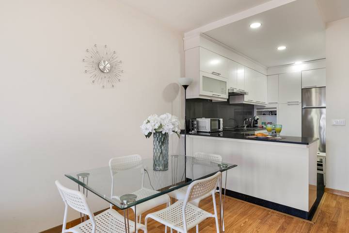 Appartement entier, Appartement 'Porta 116 - Free Private Parking' avec balcon, Wi-Fi et climatisation in Alto Douro Vinhateiro