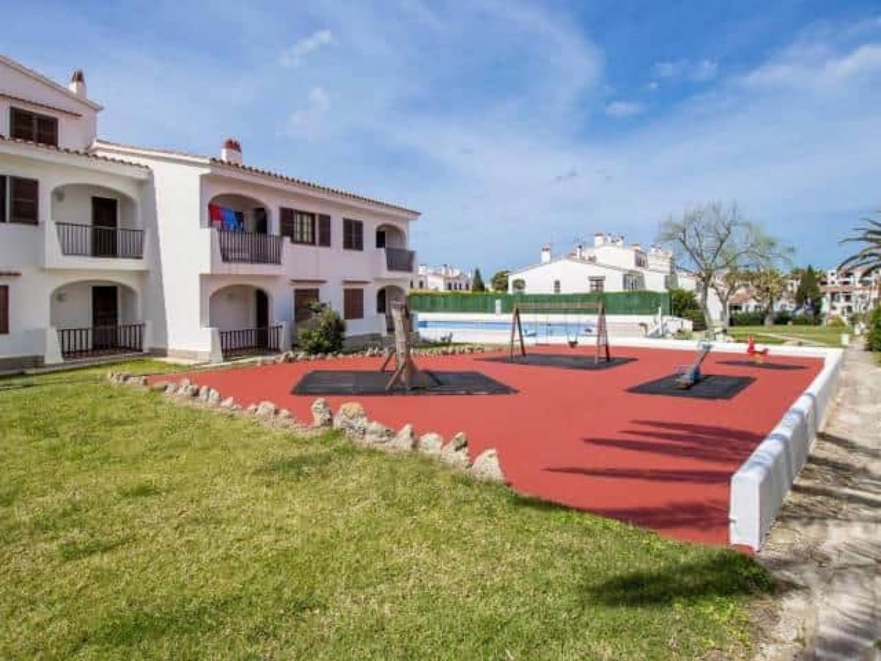 Hel leilighet, Apartment 'Siesta Mar Alegre' with Shared Pool, Shared Terrace and Shared Garden in Cala en Porter, Alaior Kommune