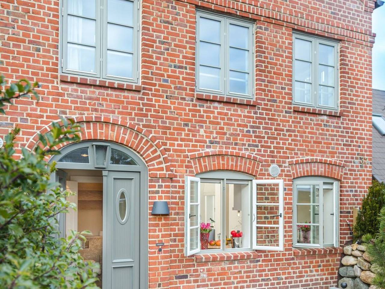 Ganze Ferienwohnung, Austernfischer - Moderne Ferienwohnung im idyllischen Alt-Westerland mit Natursteinbad. in Westerland, Sylt (Gemeinde)